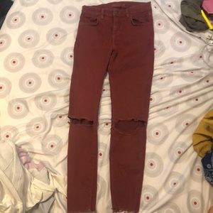 Knee ripped jeans